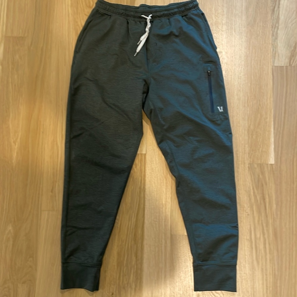 Vuori Sunday Performance Jogger Men's Athletic Joggers Medium.
